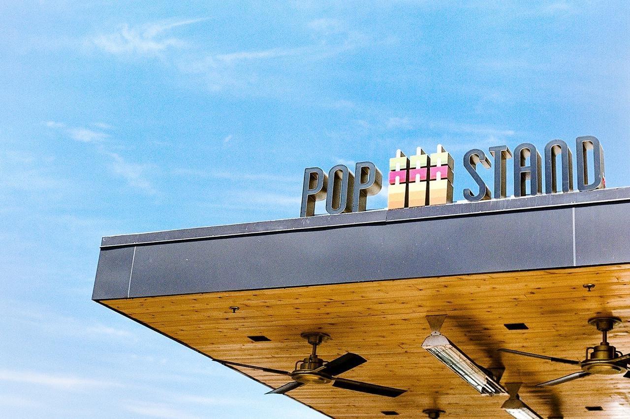 מלון פיניקס Rise Uptown מראה חיצוני תמונה